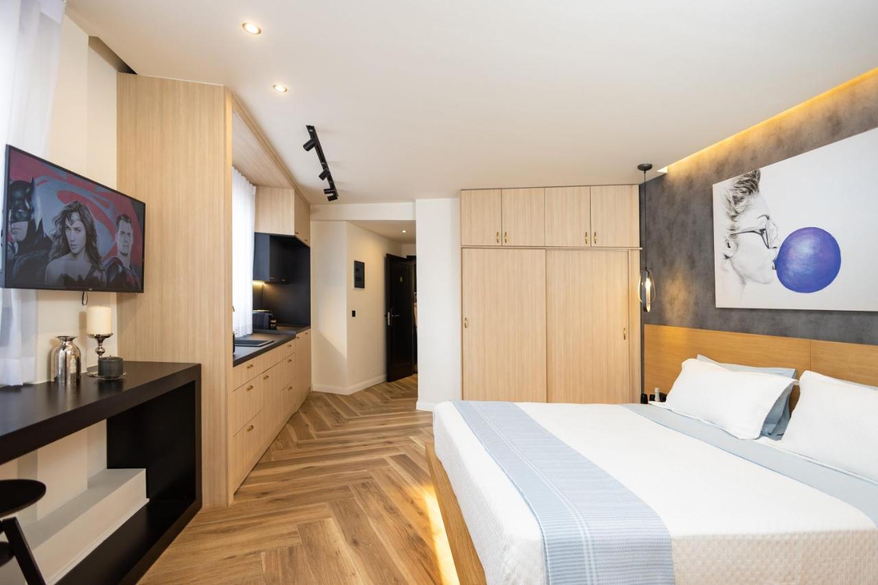 Triple A - Prime Location - Between Monastiraki & Syntagma Square-Free Parking! 아테네 외부 사진