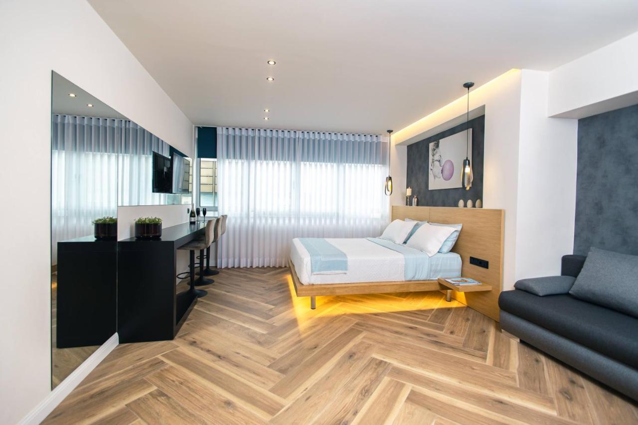 Triple A - Prime Location - Between Monastiraki & Syntagma Square-Free Parking! 아테네 외부 사진