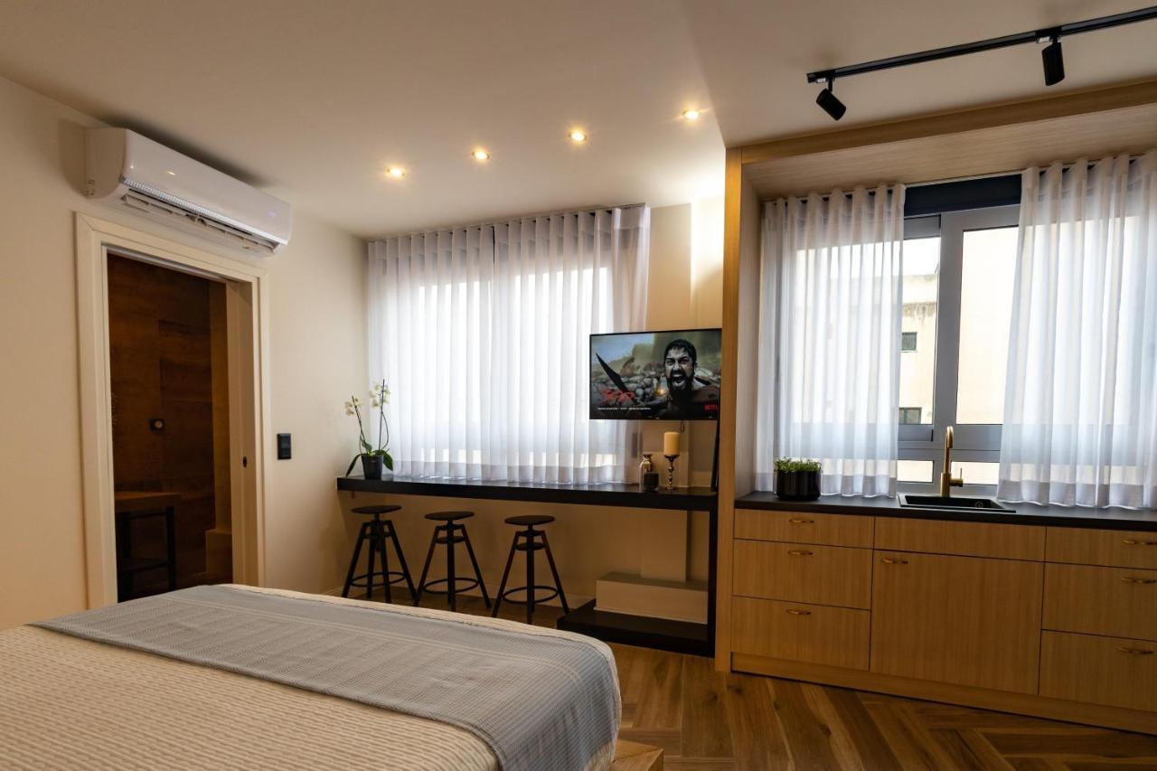 Triple A - Prime Location - Between Monastiraki & Syntagma Square-Free Parking! 아테네 외부 사진